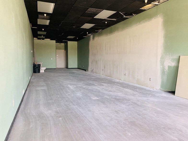 More Photos Of 4300-4410 W Union Hills Dr, Glendale Unknown For Lease