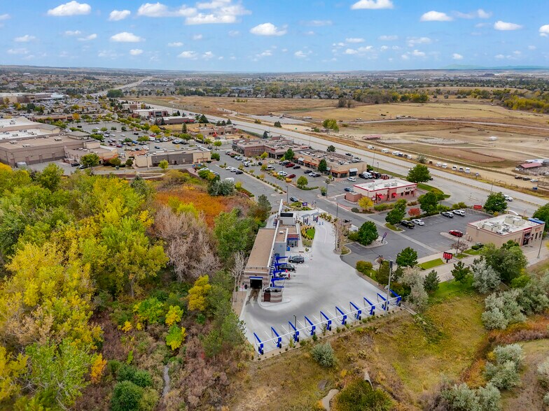 More Photos Of 5384 S Parker Rd, Aurora Carwash For Sale