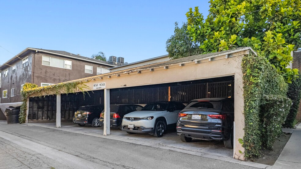 More Photos Of 9741-9747 W Olympic Blvd, Beverly Hills Apartments For Sale