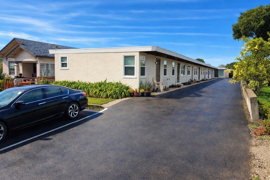 More Photos Of 21447-461 Ocean View Dr, Hayward Apartments For Sale