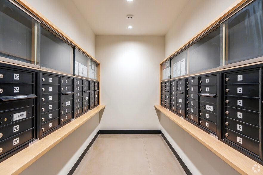 More Photos Of 710 Metropolitan Ave, Brooklyn Apartments For Lease