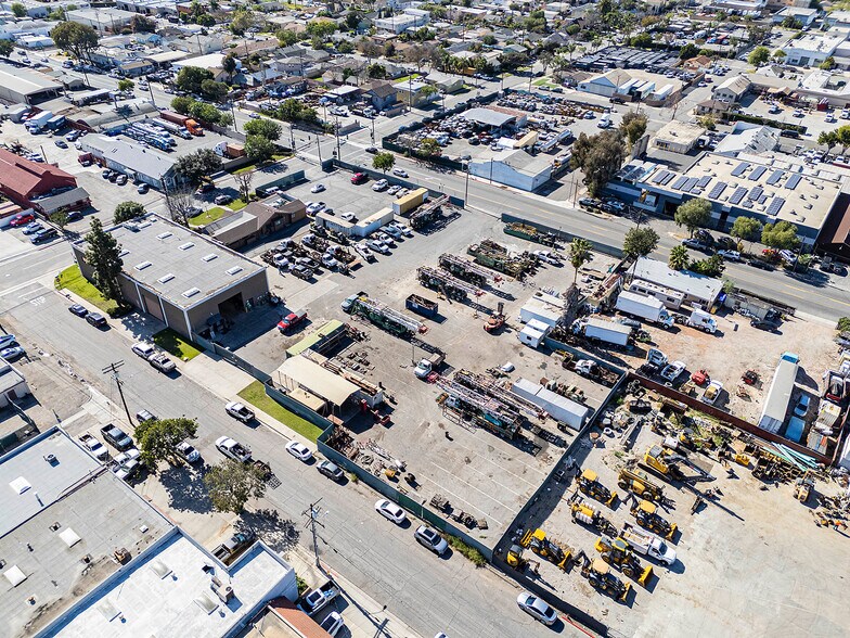 More Photos Of 1241 E Burnett St, Signal Hill Warehouse For Lease