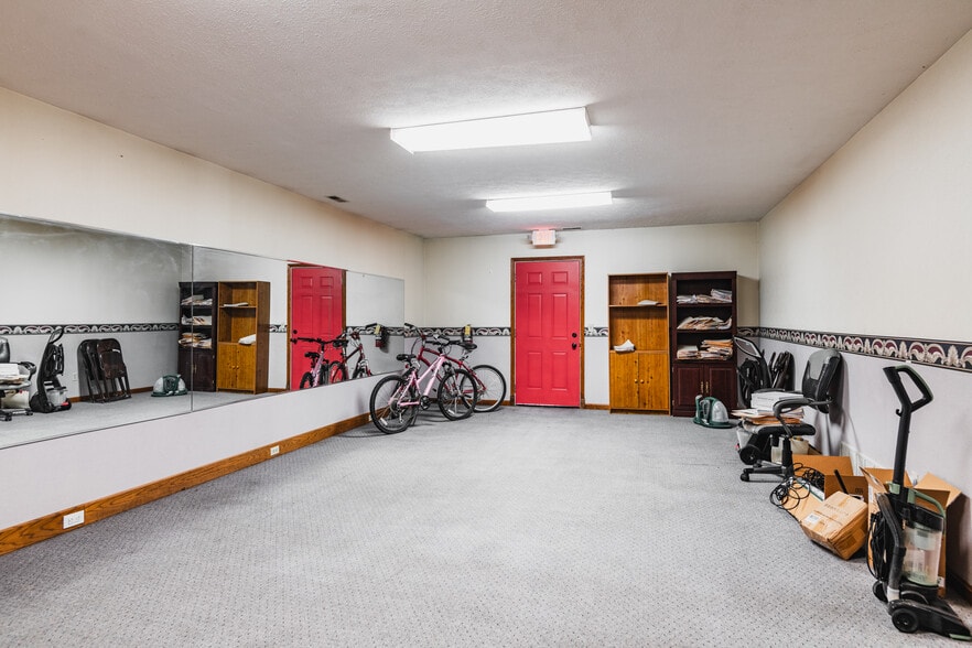 More Photos Of 800 Division St, Parkersburg Medical For Sale