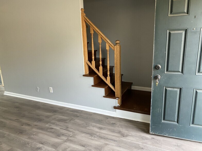 More Photos Of 1624 Northwinds Estates Dr, Saint Louis Apartments For Sale