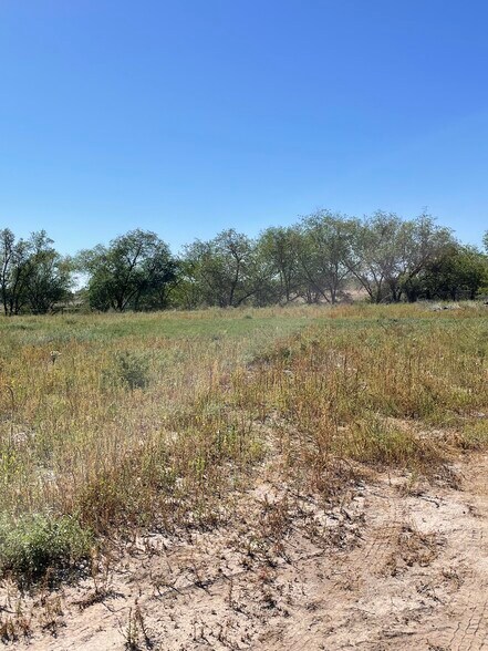 More Photos Of 1804 E College Blvd, Roswell General Retail For Sale