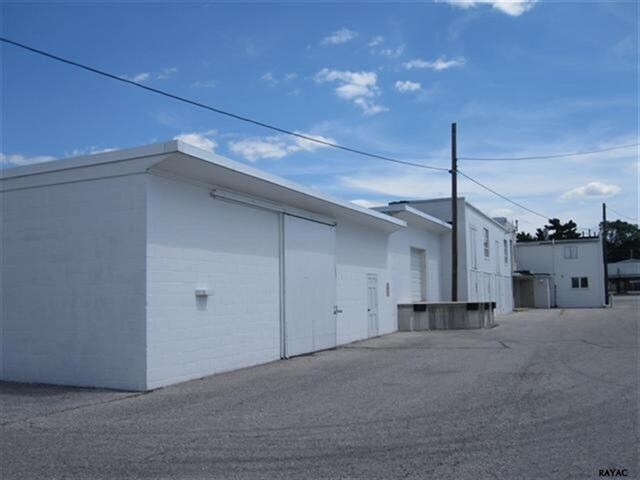 More Photos Of 639 Frederick St, Hanover Light Manufacturing For Lease