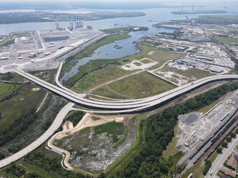 More Photos Of 2040 Sewanee Rd, North Charleston Distribution For Lease