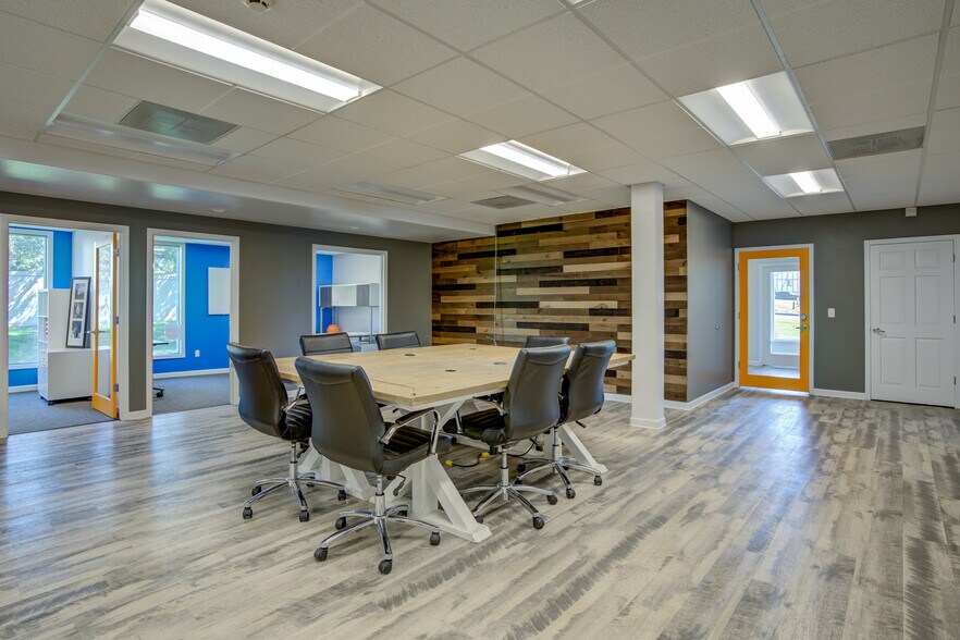 More Photos Of 2960 N Academy Blvd, Colorado Springs Office For Sale