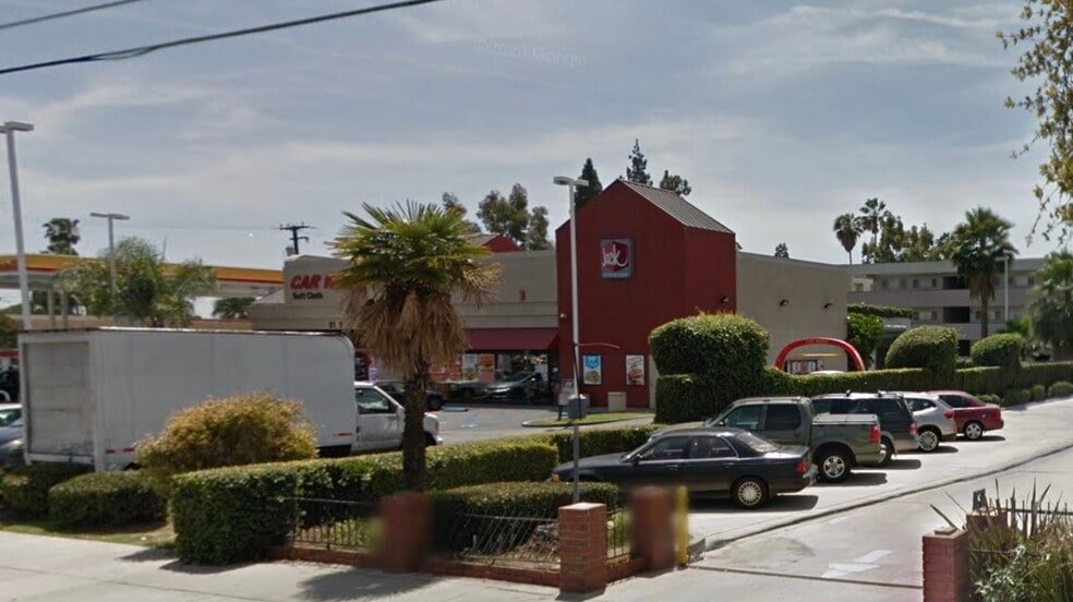 Primary Photo Of 8136 Telegraph Rd, Downey Service Station For Lease