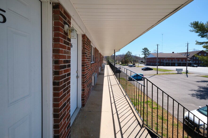 More Photos Of 4848 Scheel Rd, Knoxville Apartments For Sale