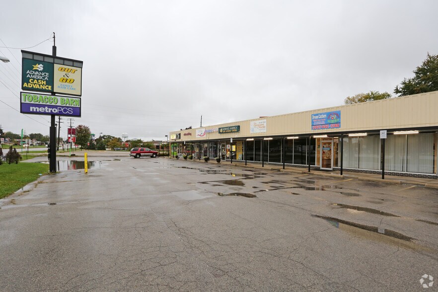 More Photos Of 5600 75th St, Kenosha Unknown For Lease