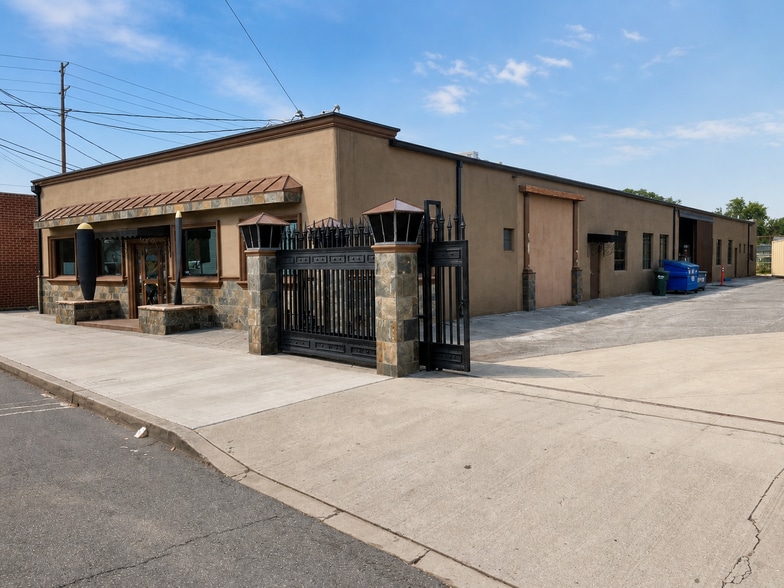 Primary Photo Of 3108 W Valhalla Dr, Burbank Service For Sale