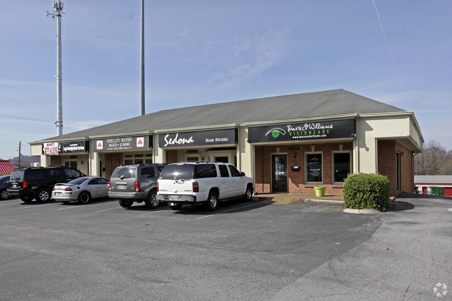More Photos Of 4811 Trousdale Dr, Nashville Freestanding For Lease