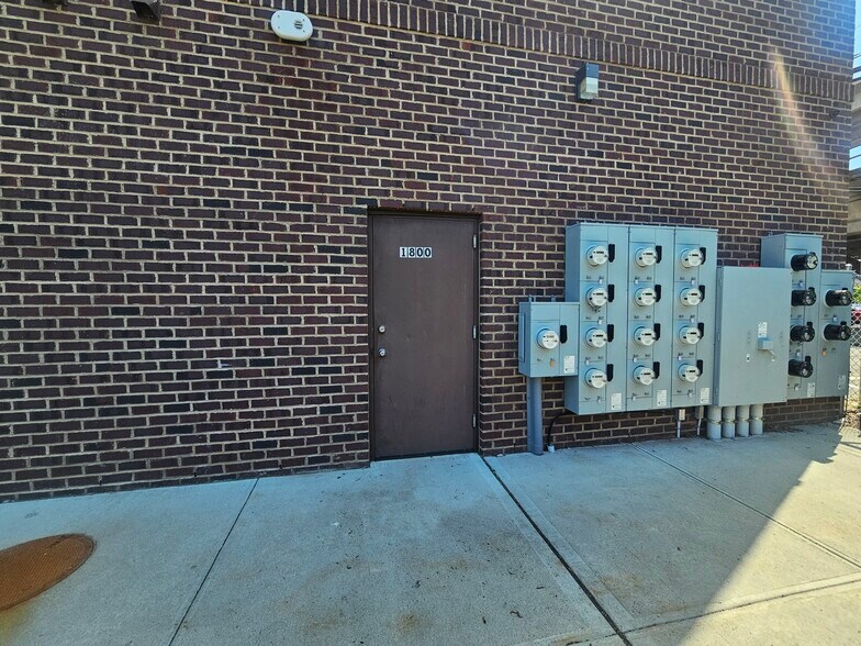 More Photos Of 1800 Great Neck Rd, Copiague Apartments For Lease