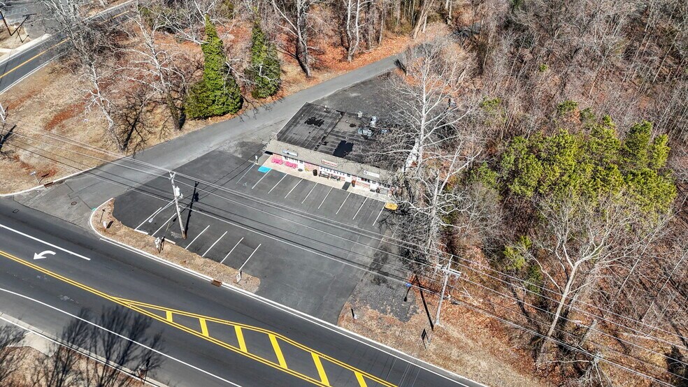 More Photos Of 305 Lakehurst Rd, Browns Mills Storefront For Sale