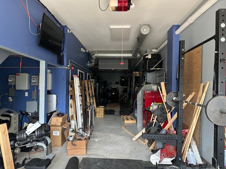 More Photos Of 116 Wright St, Newark Warehouse For Sale