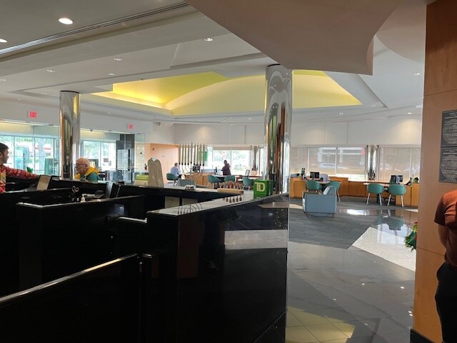 More Photos Of 3325 W Hillsboro Blvd, Deerfield Beach Bank For Lease