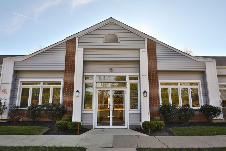 More Photos Of 408 Executive Dr, Langhorne Office For Sale
