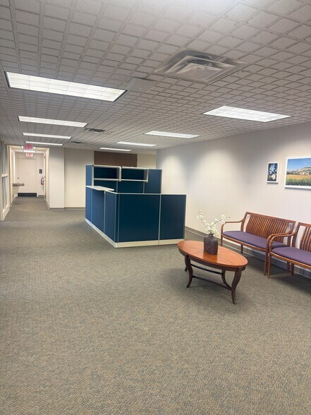 More Photos Of 2125 Heights Dr, Eau Claire Medical For Lease