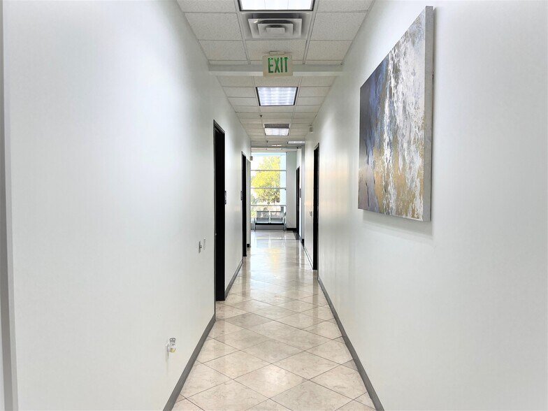 More Photos Of 17588 Rowland St, City of Industry Light Distribution For Lease