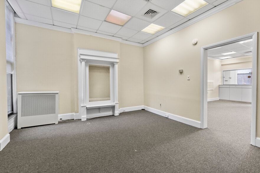 More Photos Of 28 E 25th St, Baltimore Storefront Retail Residential For Sale