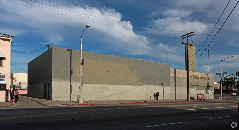 More Photos Of 1232 E Washington Blvd, Los Angeles Warehouse For Lease