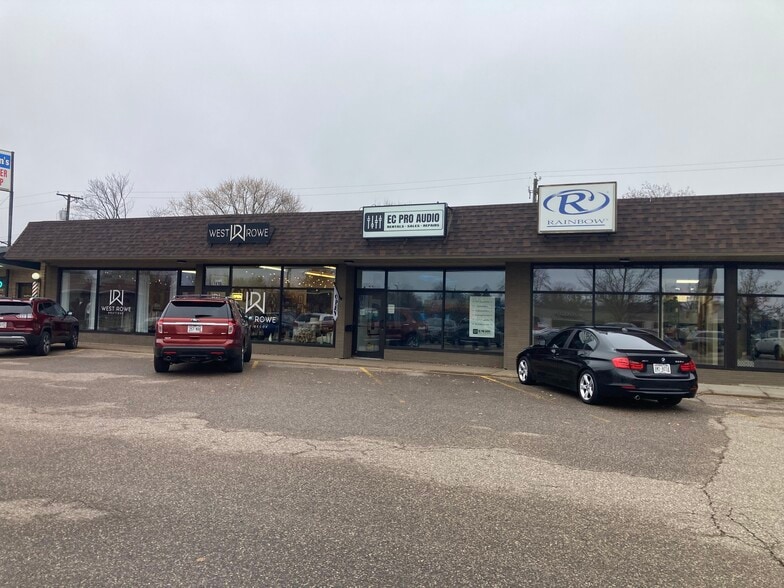 Primary Photo Of 1402-1500 S Hastings Way, Eau Claire Storefront Retail Office For Lease