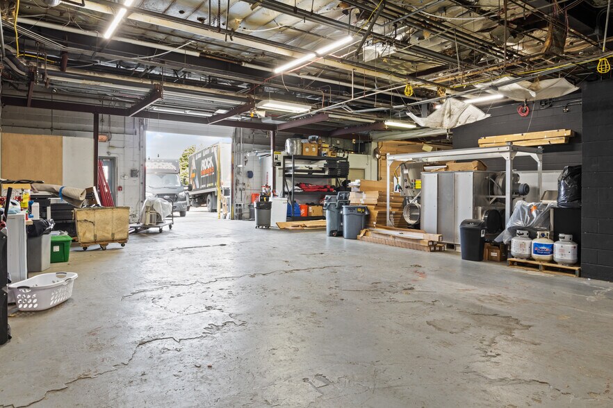 More Photos Of 69 Seneca Ave, Rochester Warehouse For Sale