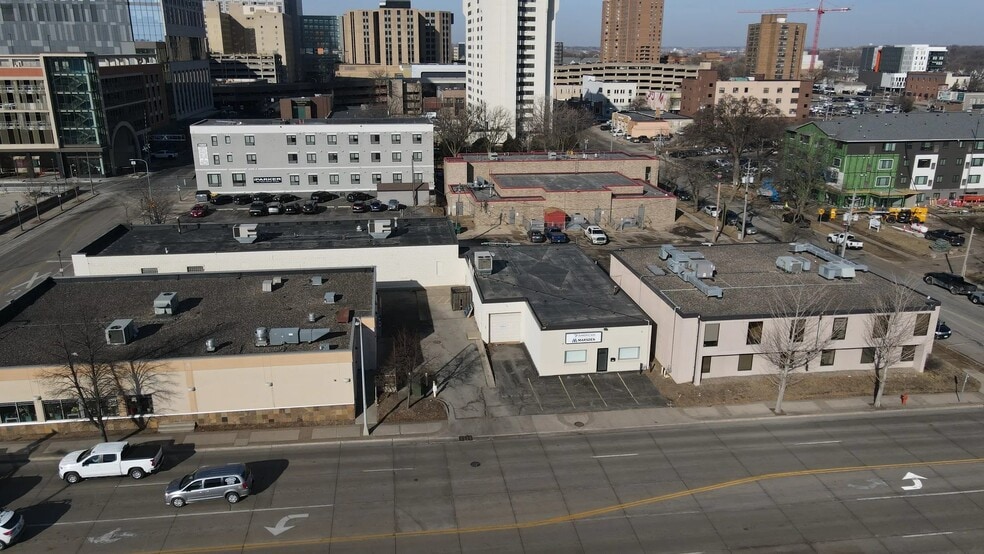 More Photos Of 15 Civic Center Dr NE, Rochester Warehouse For Lease