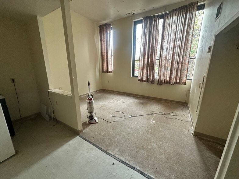 More Photos Of 215 Lelia St, Pittsburgh Apartments For Sale