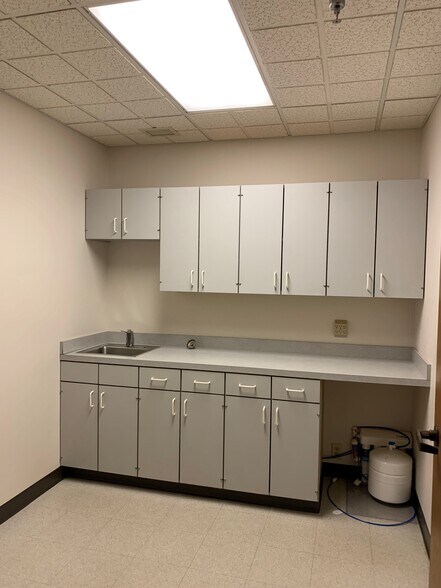 More Photos Of 445 S Main St, Akron Office For Lease