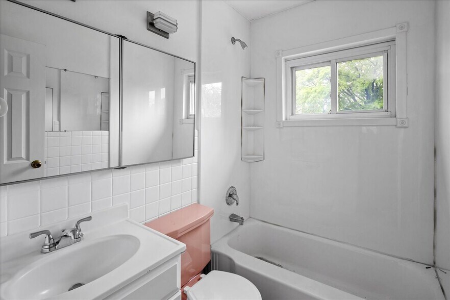 More Photos Of 25-31-25-33 Francis Lewis Blvd, Flushing Office Residential For Sale