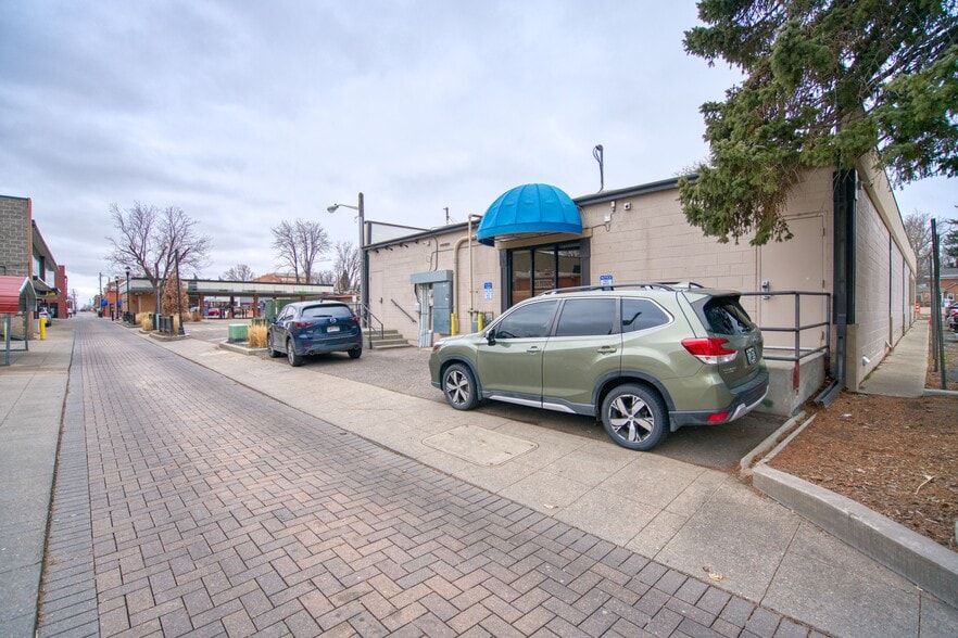 More Photos Of 416-418 Coffman St, Longmont Office For Sale