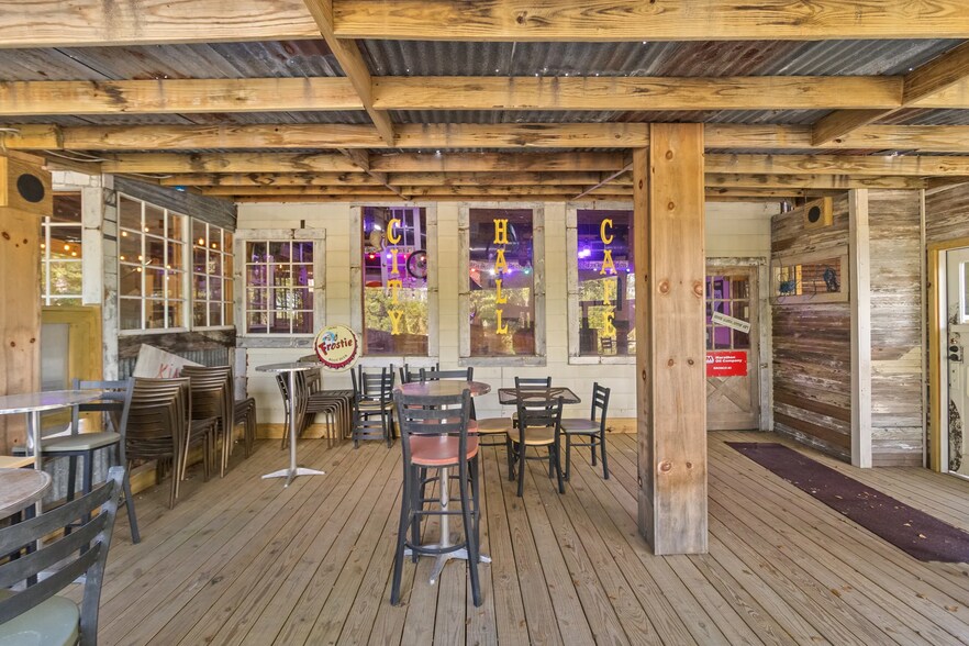 More Photos Of 1399 FM 1791 Rd, Huntsville Restaurant For Sale