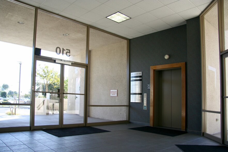 More Photos Of 510 S Grand Ave, Glendora Office For Lease