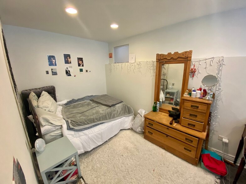 More Photos Of 2439 N Seminary Ave, Chicago Apartments For Sale