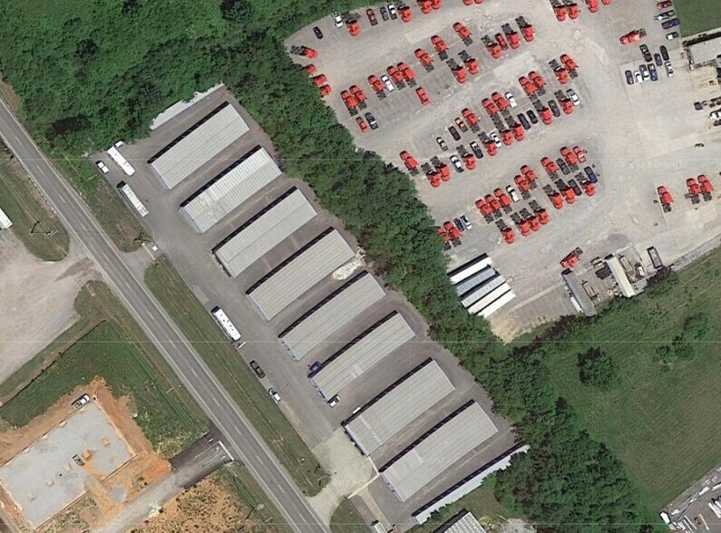 Primary Photo Of 813 N Broadway, Portland Self Storage For Lease