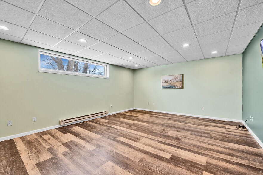 More Photos Of 23380 Goddard Rd, Taylor Freestanding For Lease