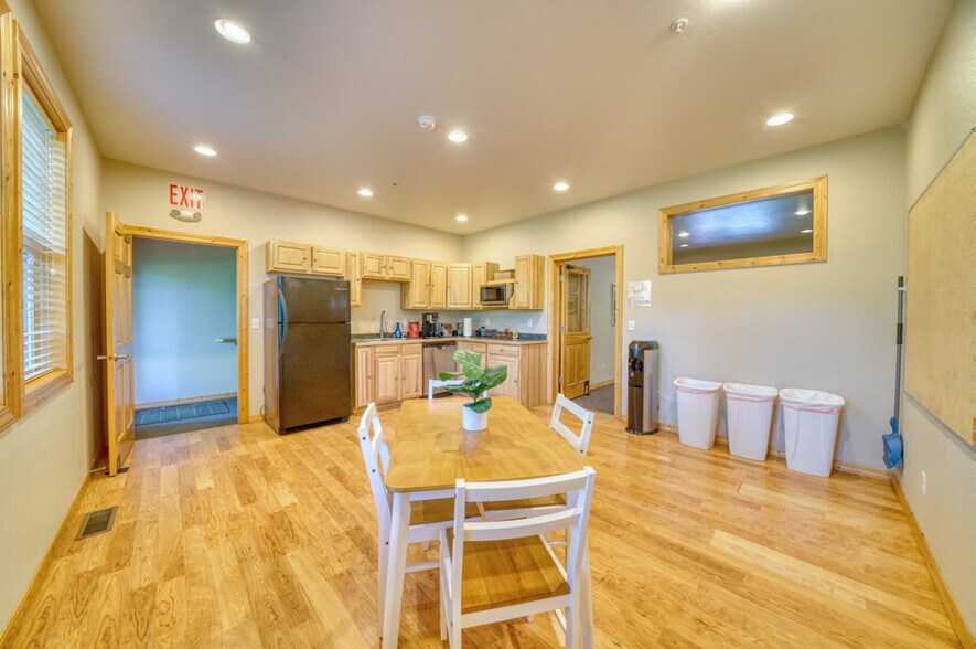 More Photos Of 243 Pegasus Drive, Bozeman Medical For Sale