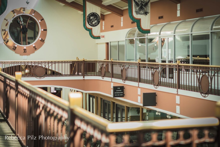 More Photos Of 47 W Polk St, Chicago Office For Sale