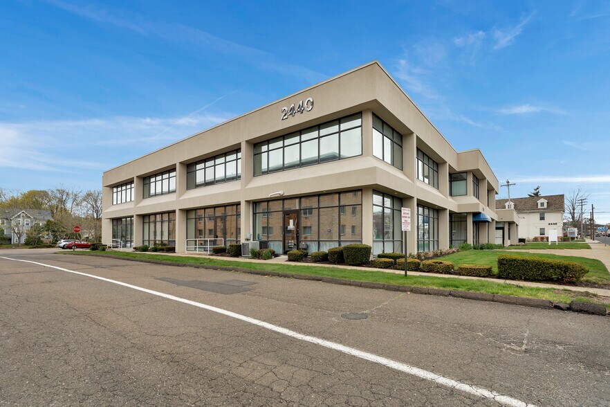 Primary Photo Of 2440 Whitney Ave, Hamden Office For Lease