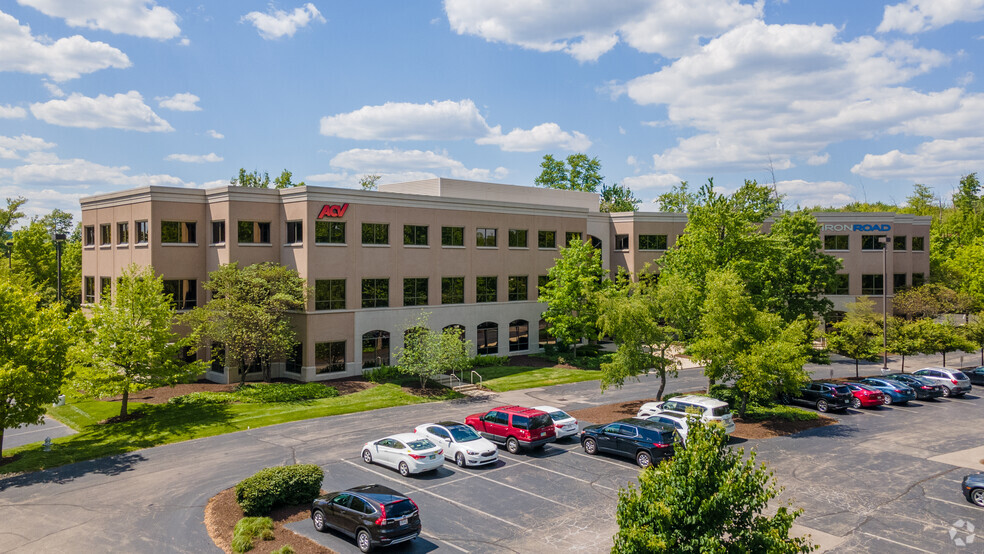 Primary Photo Of 9435 Waterstone Blvd, Cincinnati Office For Lease