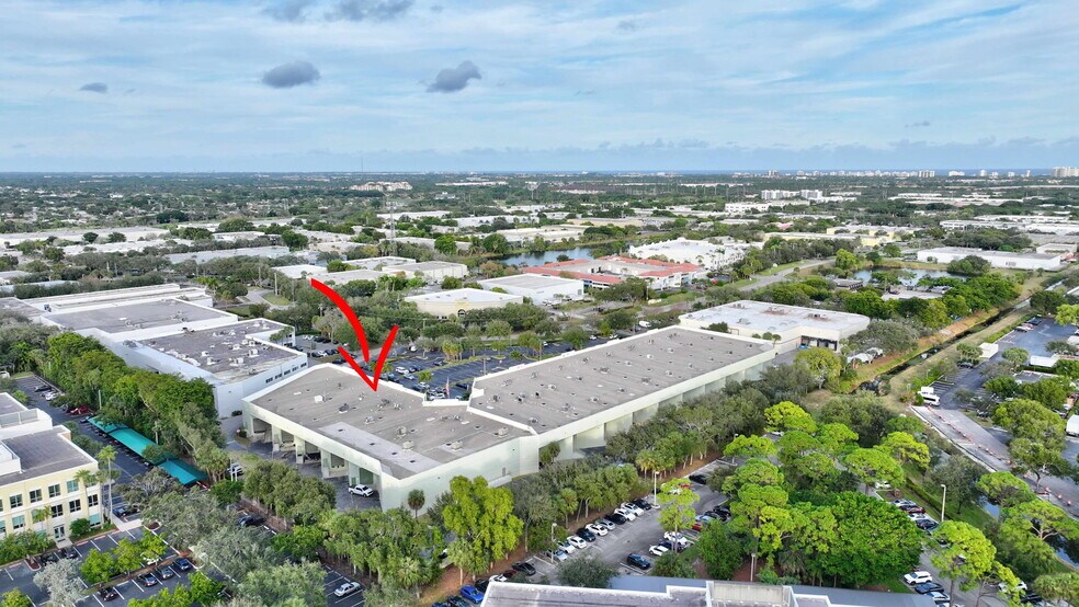More Photos Of 1200 S Rogers Cir, Boca Raton Warehouse For Lease