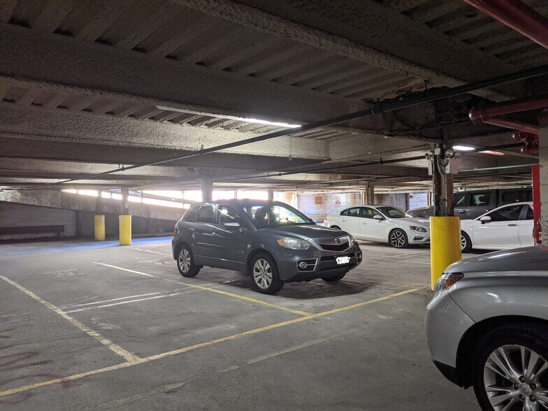 More Photos Of 33-70 Prince St, Flushing Apartments For Sale