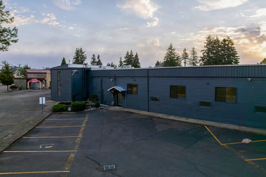 More Photos Of 1202 Black Lake Blvd SW, Olympia General Retail For Lease