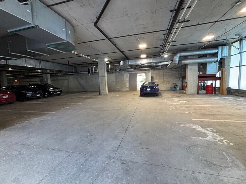 More Photos Of 645-659 W Randolph St, Chicago Apartments For Lease