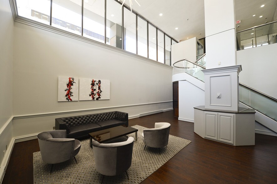 More Photos Of 310 W Wall St, Midland Office For Lease