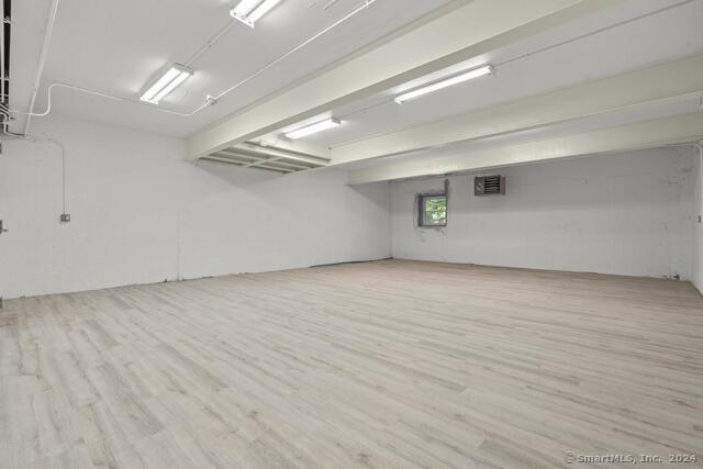 More Photos Of 23 Ryan St, Stamford Flex For Sale