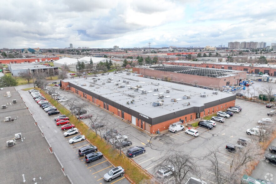 More Photos Of 151 Esna Park Dr, Markham Service For Sale