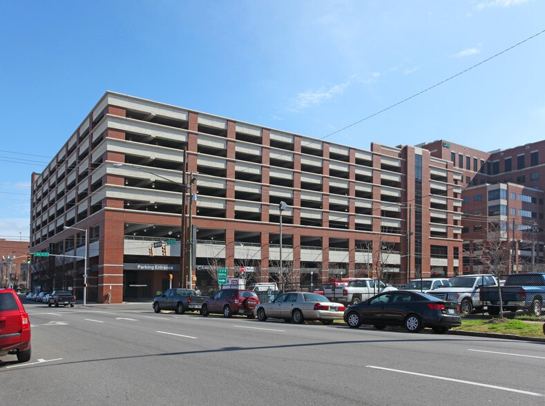 More Photos Of 1801 4th Ave S, Birmingham Parking Garage For Lease
